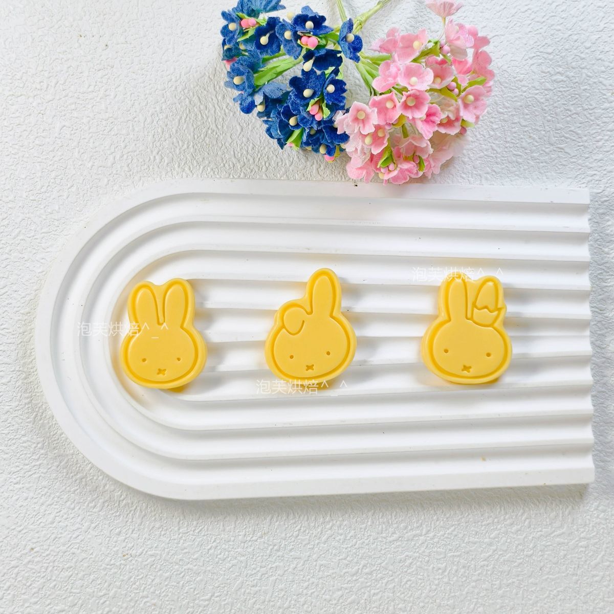 Cute 3D Press Cookie Mold with - огляд і ціна Kitchen Baking Store